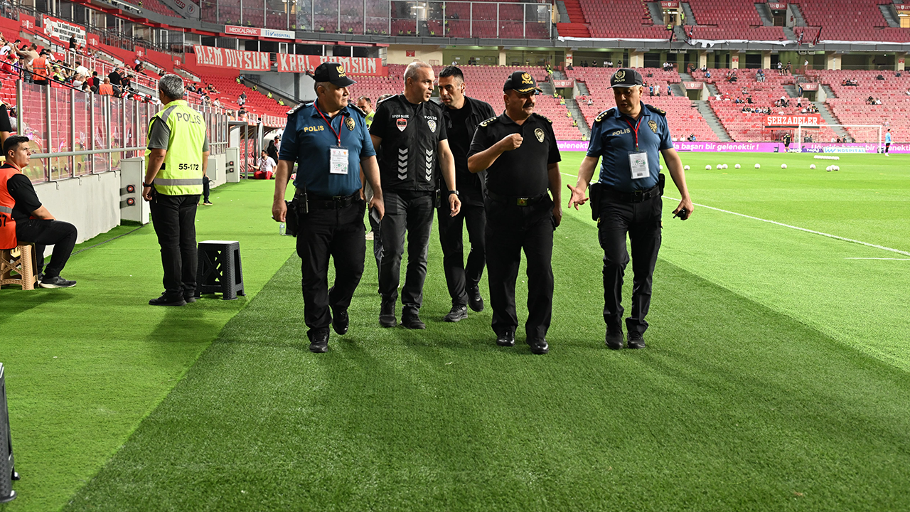 Samsunspor Haber: Samsunspor-Göztepe Maçı Öncesi emniyetten sıkı tedbir