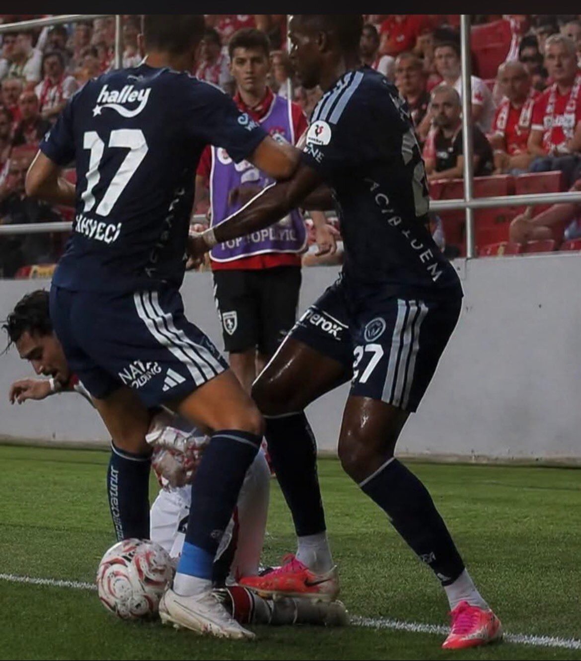 Samsunspor Haber: Samsunspor maçındaki pozisyon gündemde! “Çok net kırmızı”