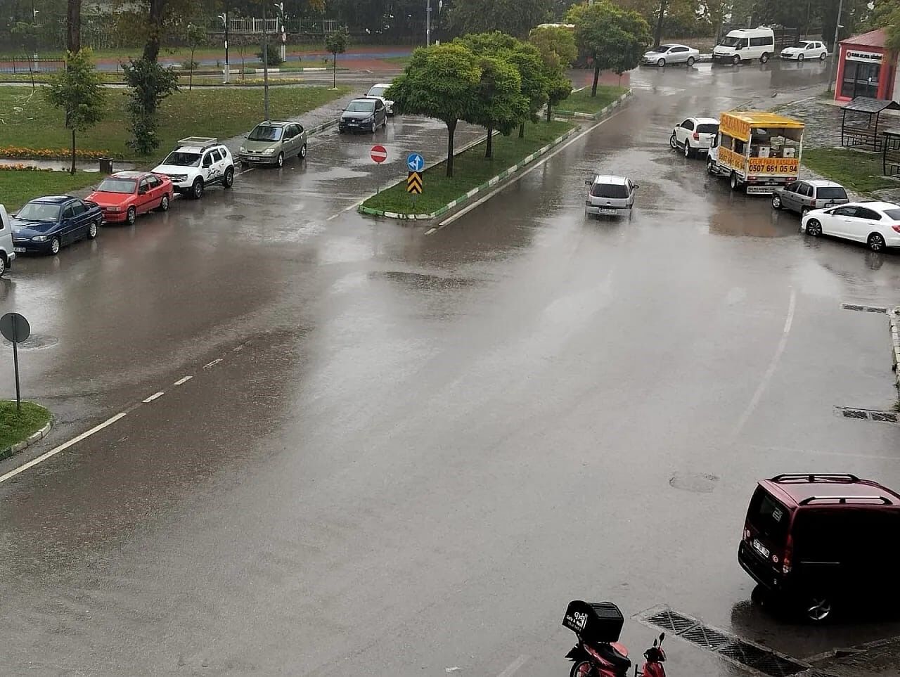 Samsun Haber: Samsun’u sağanak yağış vurdu!