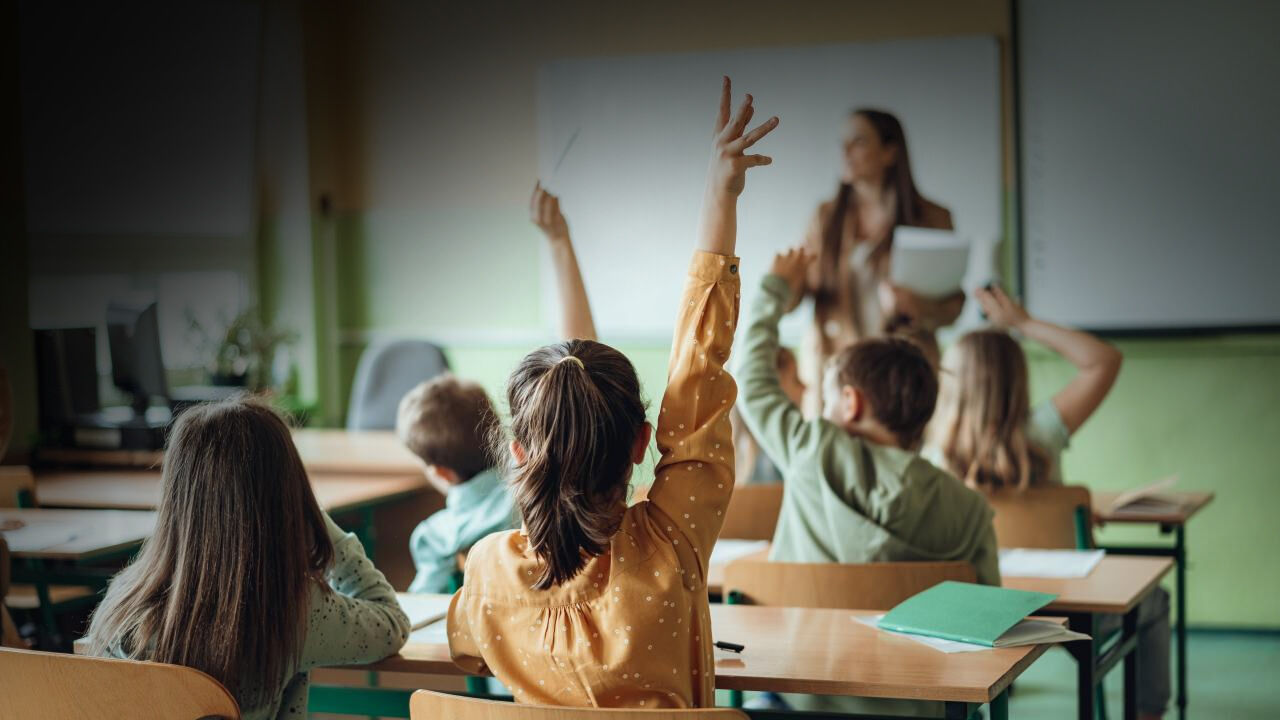 Okullarda yeni dönem başlıyor! 81 ile talimat gitti