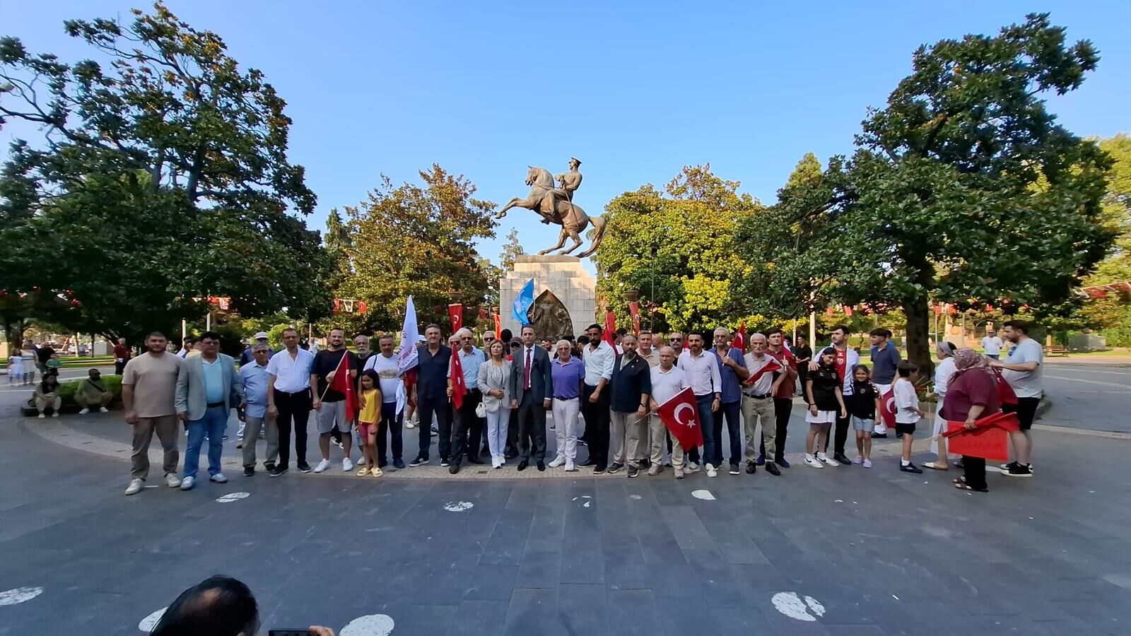 samsun haber: Samsun'da kanun teklifine tepki! Zafer Partisi'nden dikkat çeken protesto