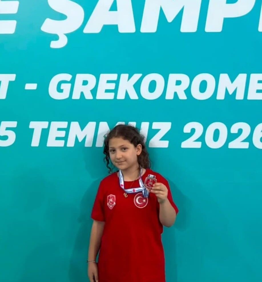 SAMSUN HABER... Bafralı güreşçi Yağmur Buğlem Yılmaz Türkiye ikincisi