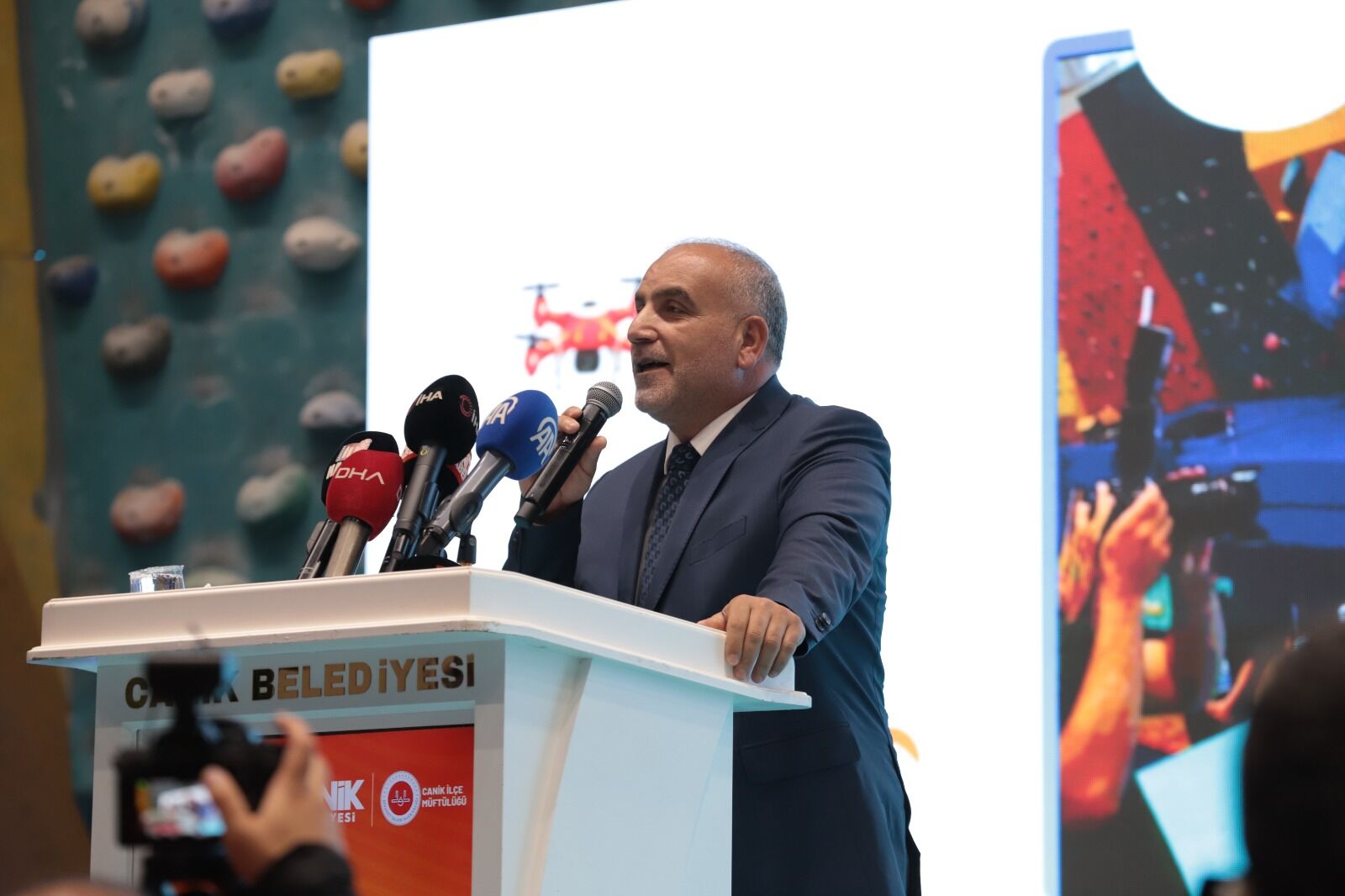 Samsun Haber: Canik'te tüm çocuklar hediyelerine kavuştu