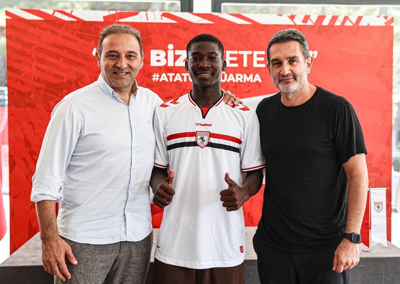 Samsunspor Haber:Samsunspor'da yeni transfer! Daniel imzayı attı