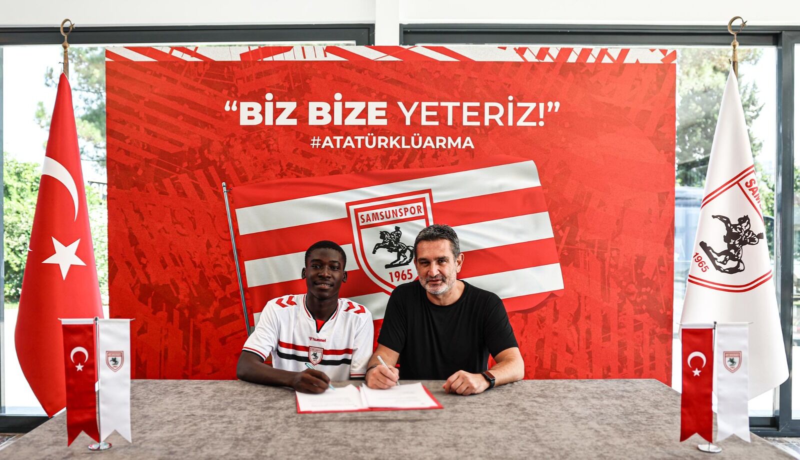 Samsunspor Haber:Samsunspor'da yeni transfer! Daniel imzayı attı