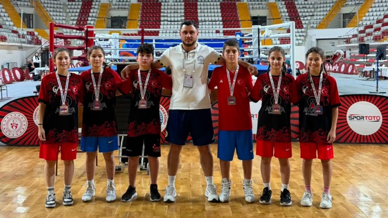 SAMSUN HABER: Cihan Yurt Akademi’den Türkiye Şampiyonası’nda madalya yağmuru