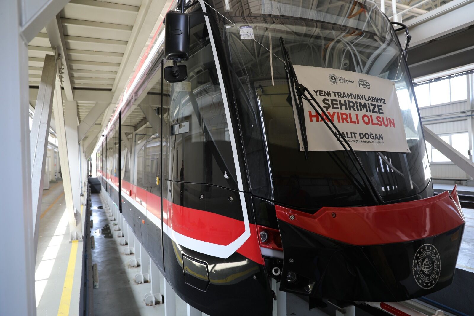 samsun haber: Yeni tramvay Samsun’a ulaştı! Ulaşım filosu büyüyor