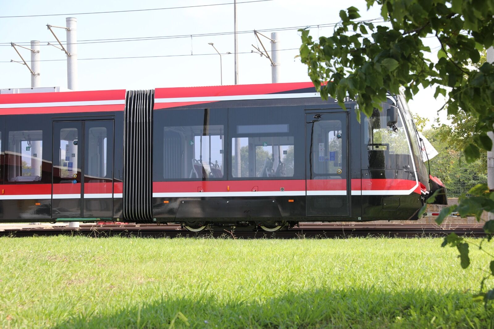 samsun haber: Yeni tramvay Samsun’a ulaştı! Ulaşım filosu büyüyor
