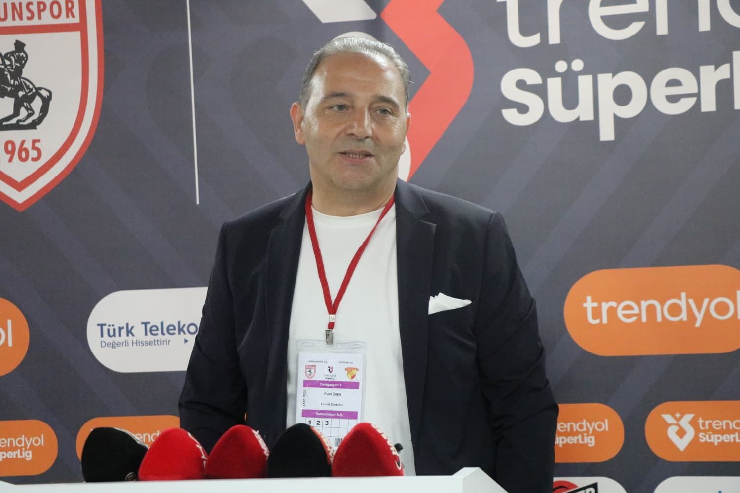 Samsunspor Haber: Samsunspor’da Fuat Çapa'dan transfer mesajı: “14 yabancımız var”