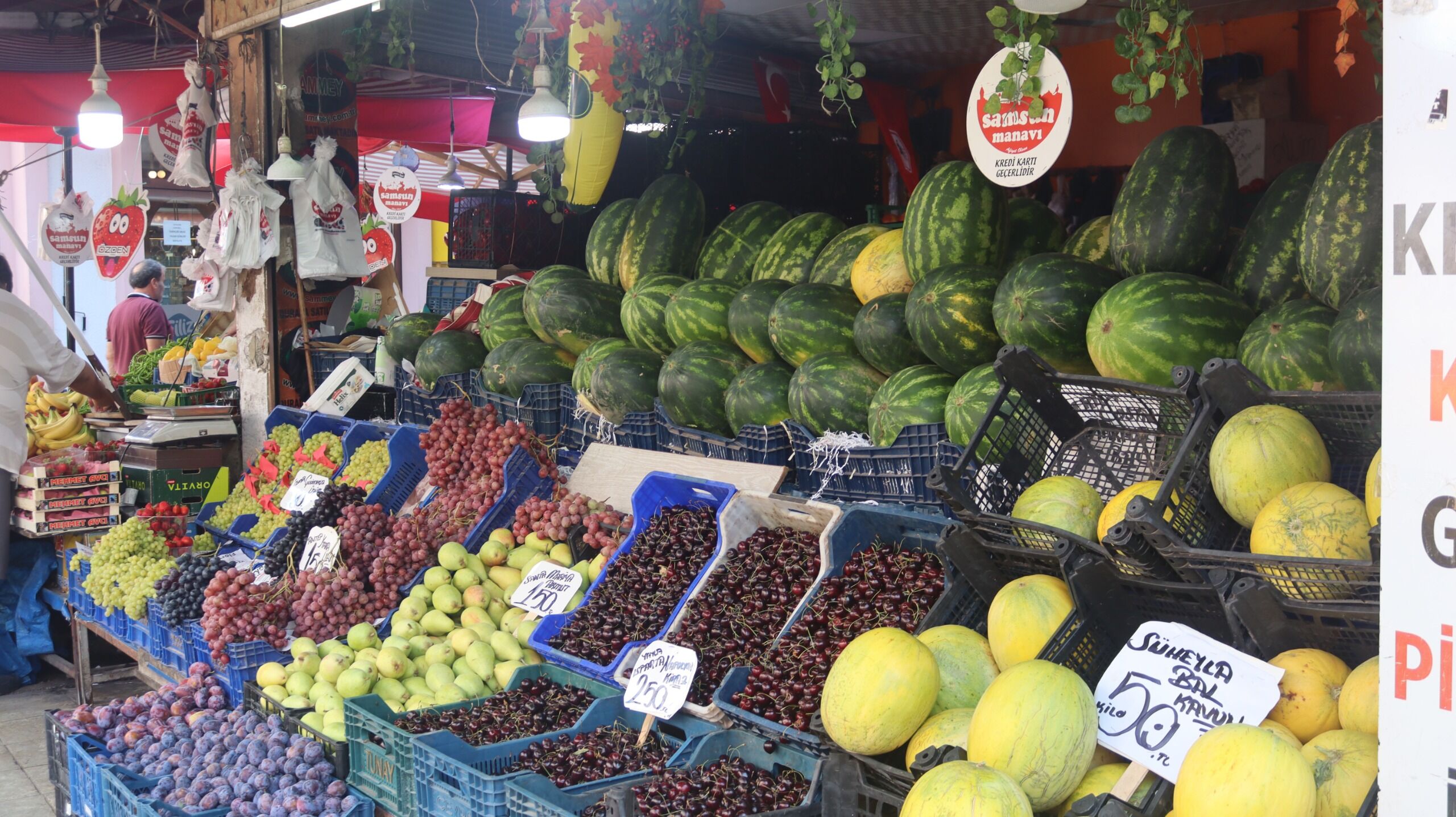 samsun haber: Samsun’da tezgâhlarda bolluk fiyatları etkiledi