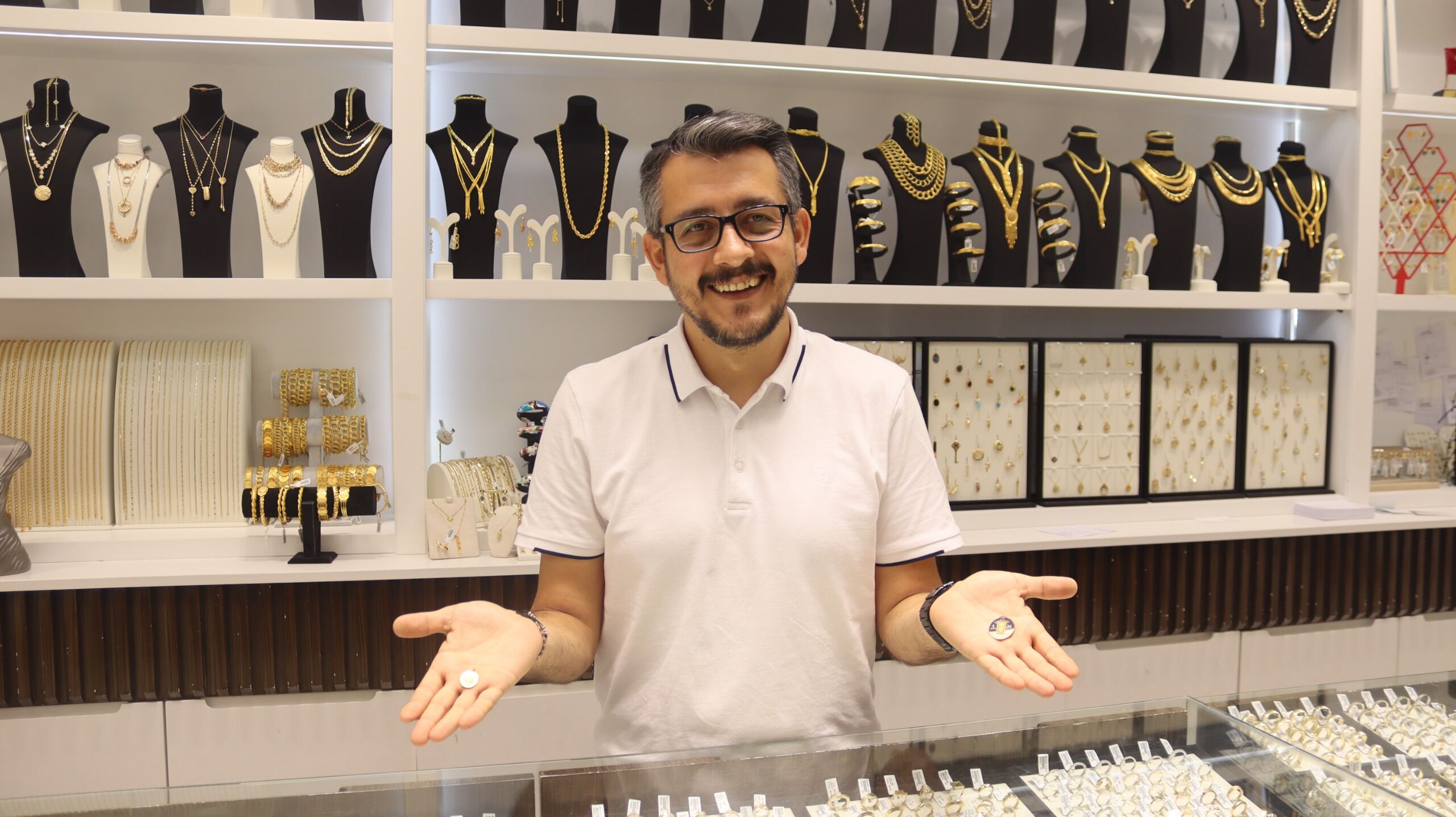 samsun haber: Samsun'da kuyumcu esnafı Murat Akgür: "Pişman olacaklar"