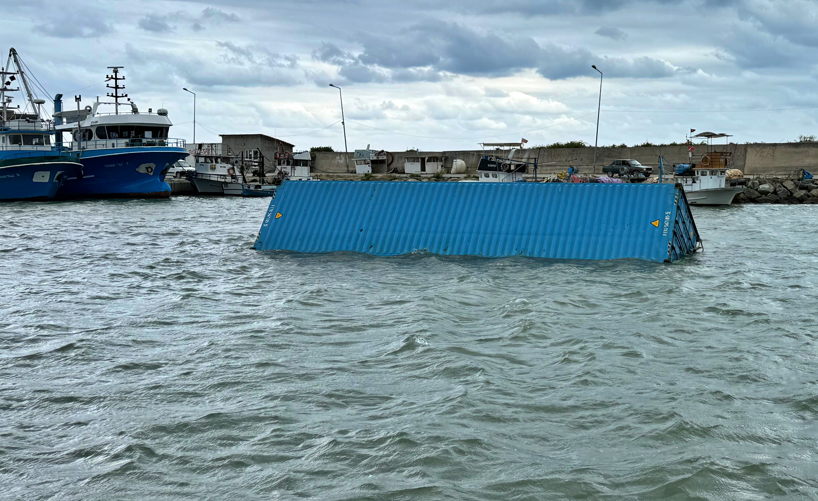 Samsun Haber: Samsun'da denizde gizemli konteyner! İçinden bakın ne çıktı
