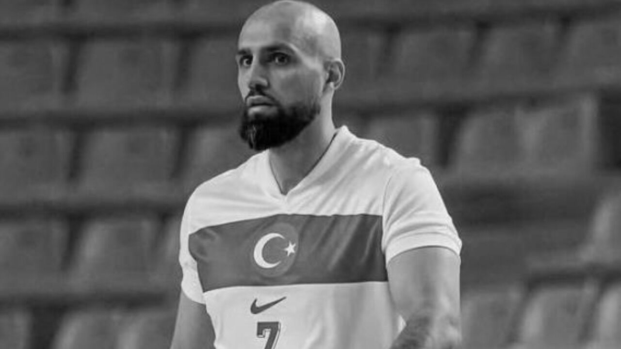 TFF duyurdu: A Milli Takım oyuncusu hayatını kaybetti