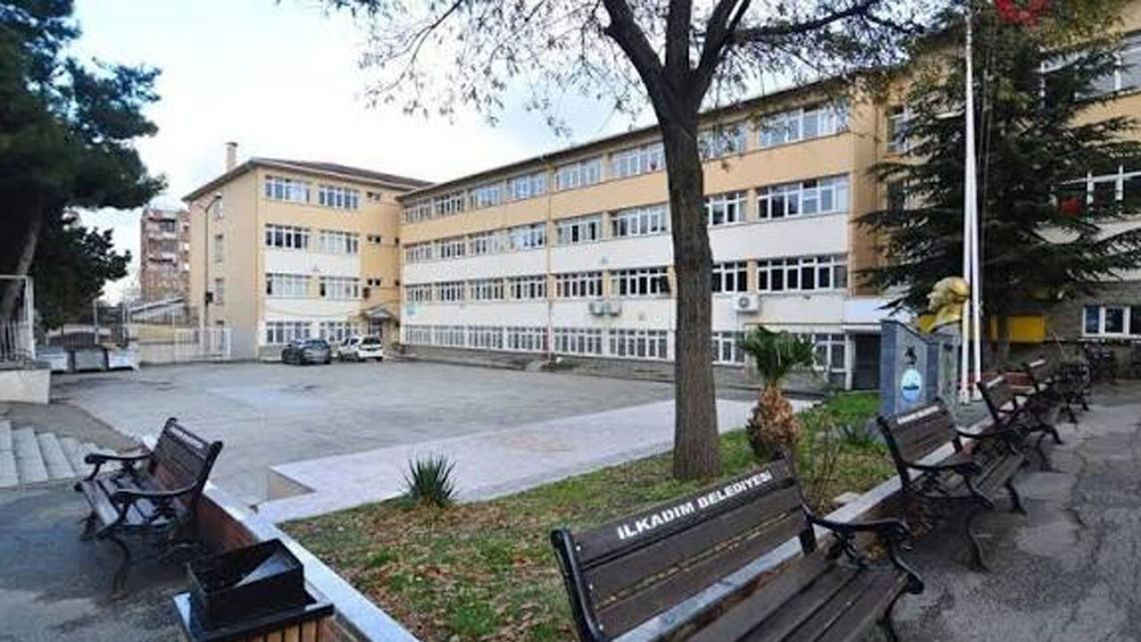 samsun haber: Samsun 19 Mayıs Lisesi taşınacak mı? Eğitim Sen’den tepki