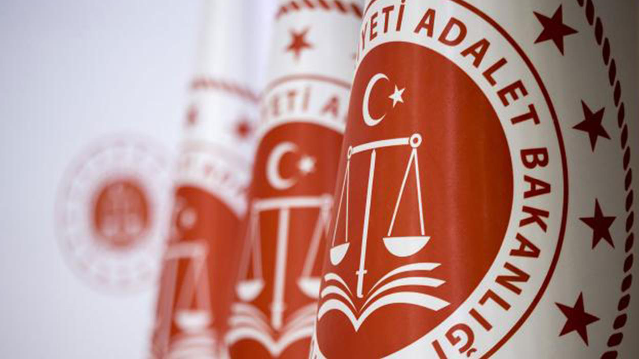3 bakan için siber alarm! Telefonları değiştirildi