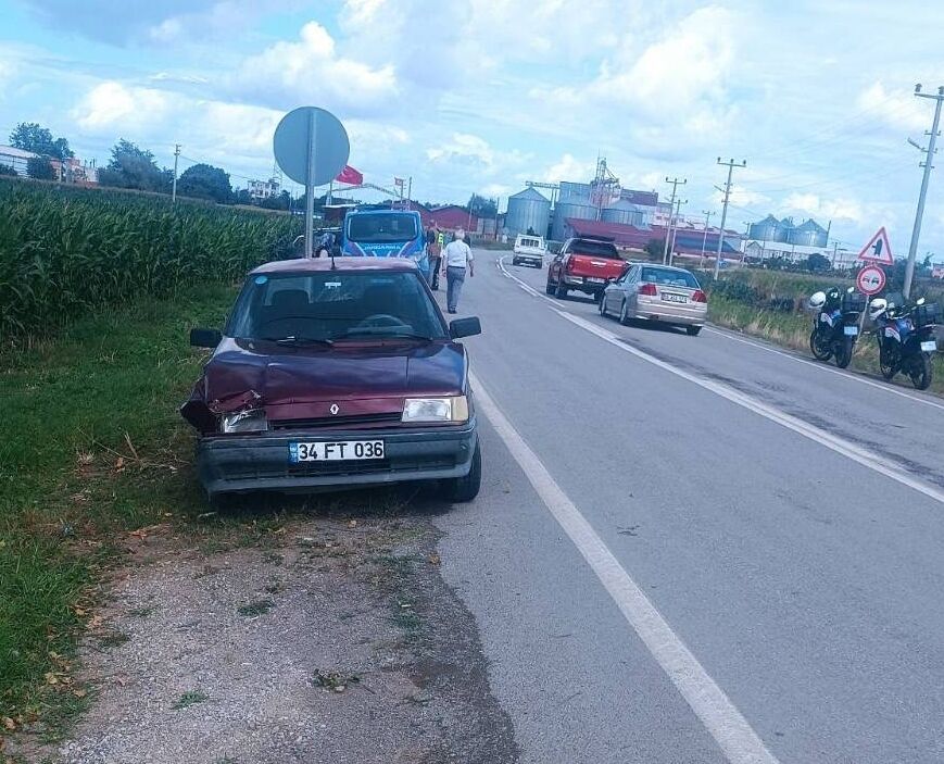 Samsun Haber: Samsun’da korkutan kaza! Otomobil ile kamyonet çarpıştı