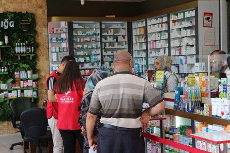 samsun haber: Samsun’da ihtiyaç sahiplerine ekmek ve ilaç desteği
