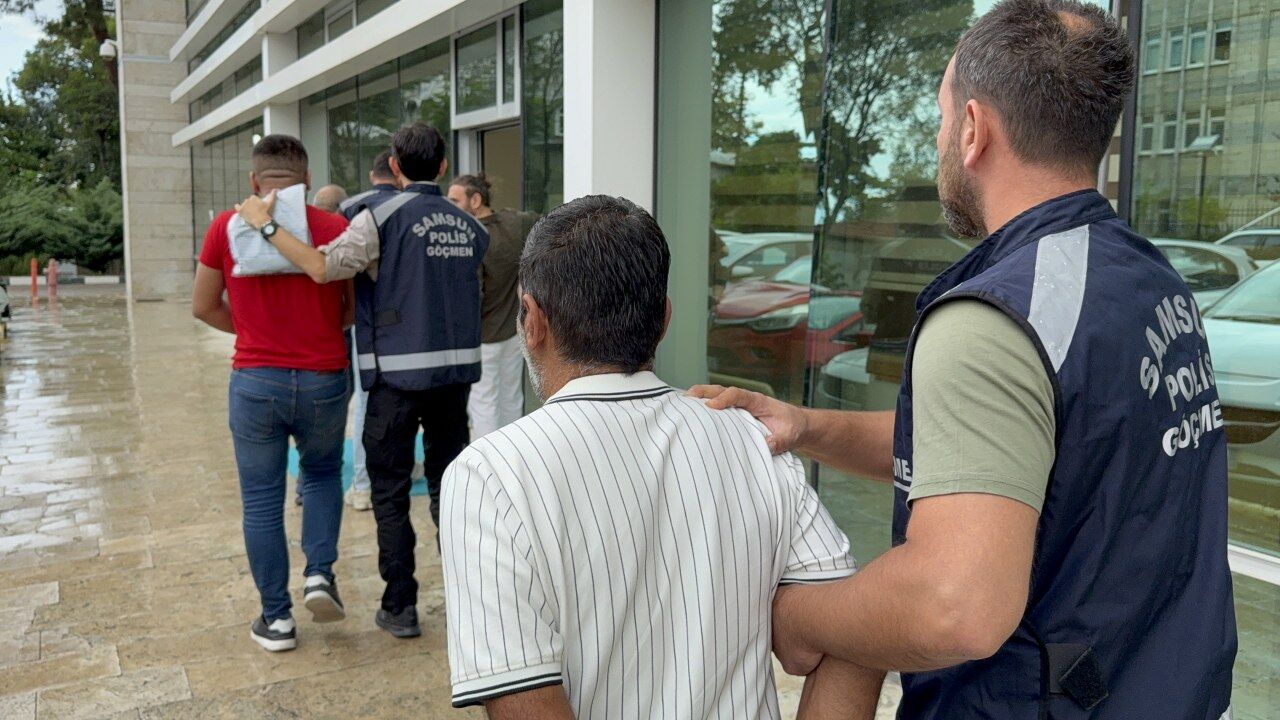 samsun haber Ağrı’dan İstanbul’a gidiyorlardı! Samsun girişinde yakalandılar
