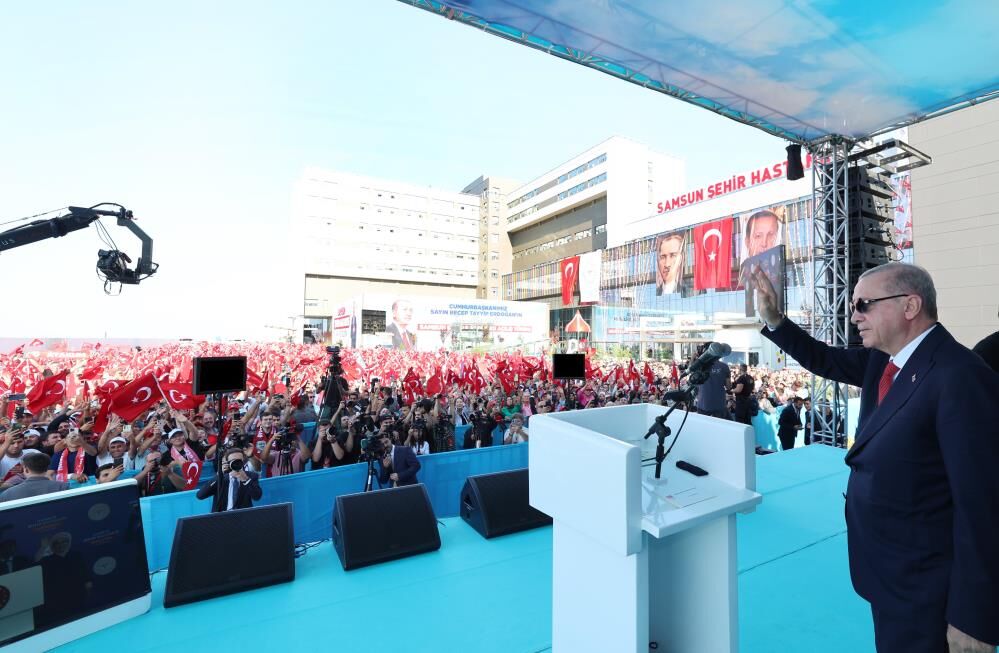 Cumhurbaşkanı Erdoğan'a Samsun'da sevgi seli