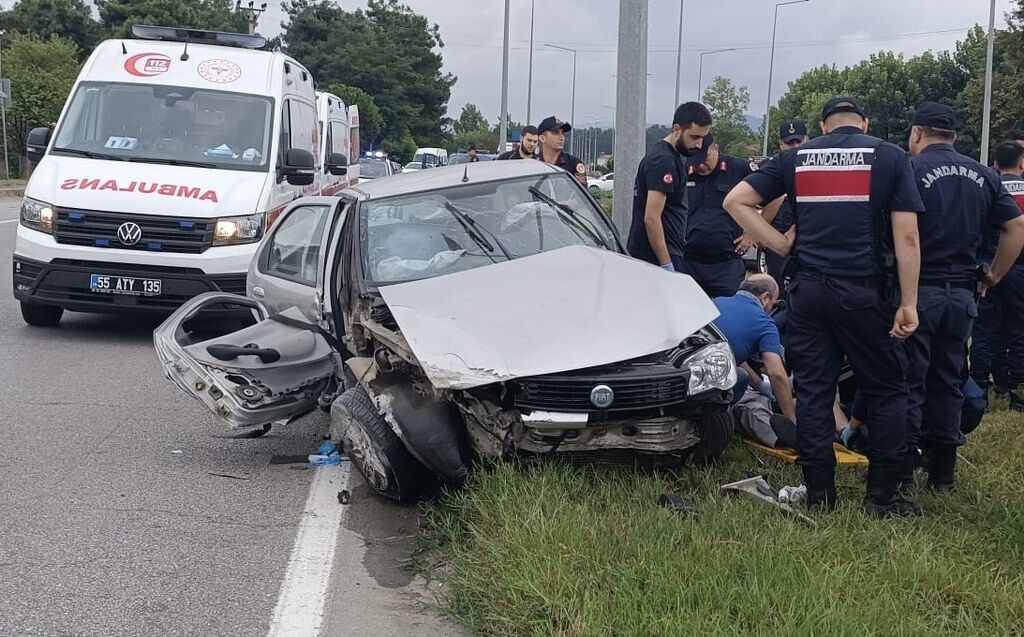samsun haber Samsun’da sabah saatlerinde feci kaza! 5 yaralı