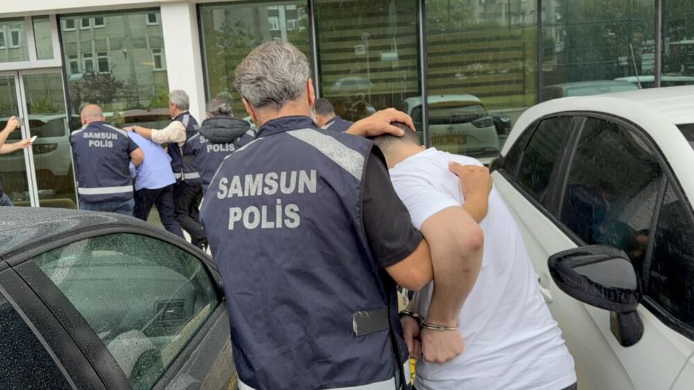 samsun haber Samsun Polisi Aglayan Kadinin Pesinden Gitti Cete Cozuldu