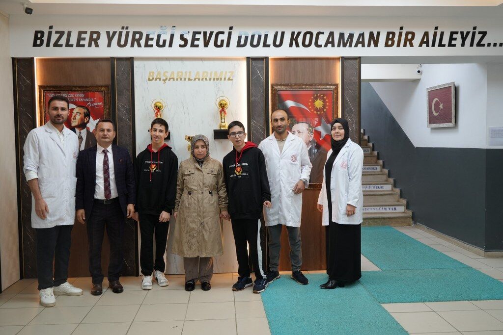 samsun haber Samsun’da fedakar anne! 16 yıldır iki oğlunun geleceği için mücadele ediyor