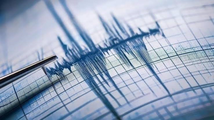 Canakallede Deprem 30926