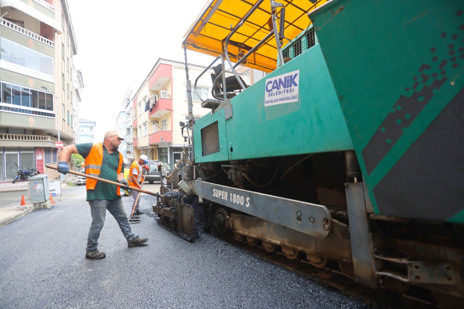 Samsun Haber: Canik’te yollar yenileniyor! Asfalt mesaisi devam ediyor