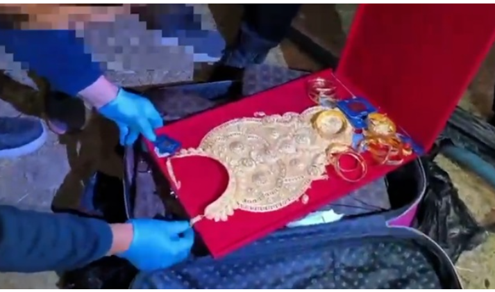 Vanlı Kara Haydar'ın eşi Çağla Öz teslim oldu