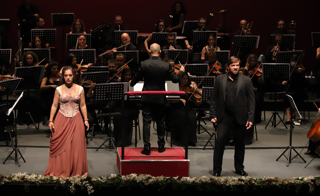 Samsun Haber: Samsun'da sanat dolu gece: Gala Konseri ilgi gördü