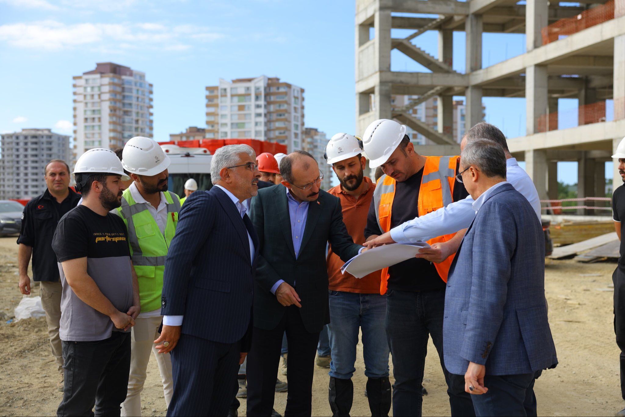 samsun haber.. Dr. Mehmet Muş sahada! Samsun’da hastane yatırımlarına yakın takip