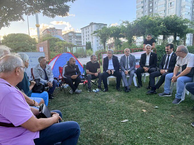 samsun haber 5 aydır maaş bekliyorlar! Dr. Murat Çan işçilere destek