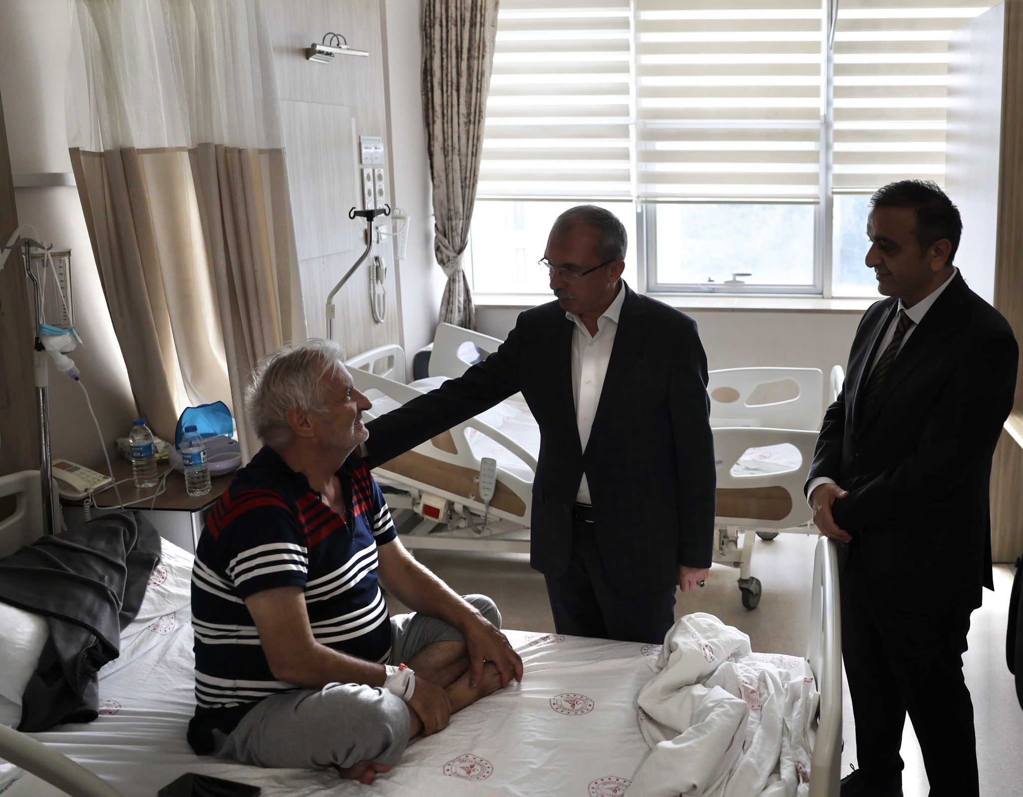 Samsun Haber: Ak Partili Orhan Kırcalı’dan Samsun'da hastalara moral ziyareti
