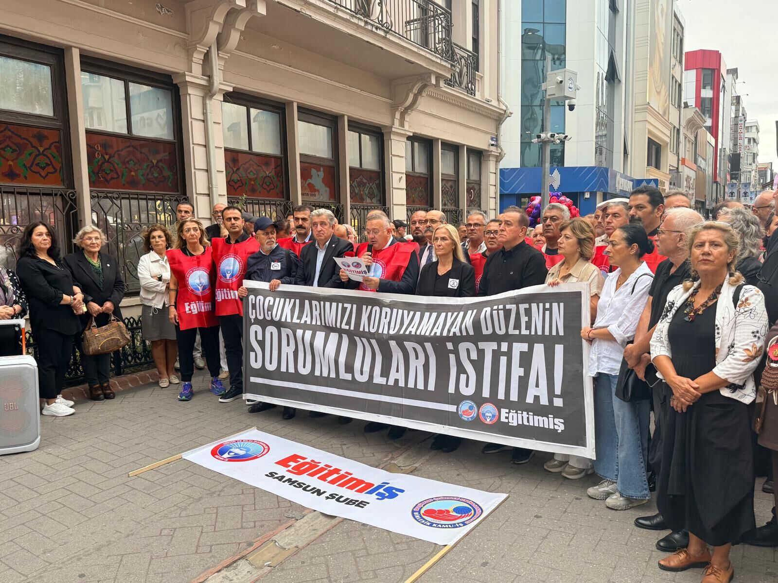 Samsun Haber: Yeni Parti Samsun Milletvekili Murat Çan, Eğitim-İş ile meydanda