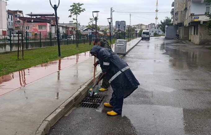 Samsun haber.. Canik’te sağanak yağışa karşı ekipler sahada