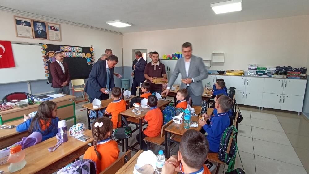 Samsun Haber: Havza’da ilk ders zili çaldı! Başkan Murat İkiz öğrencilerle buluştu