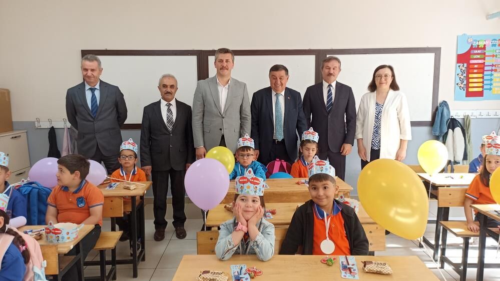 Samsun Haber: Havza’da ilk ders zili çaldı! Başkan Murat İkiz öğrencilerle buluştu