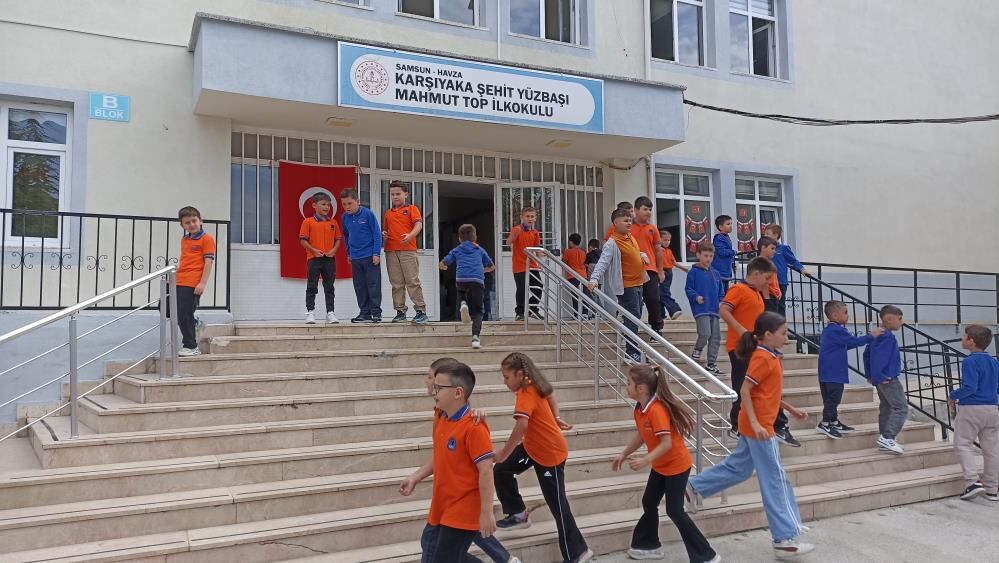 Samsun Haber: Havza’da ilk ders zili çaldı! Başkan Murat İkiz öğrencilerle buluştu