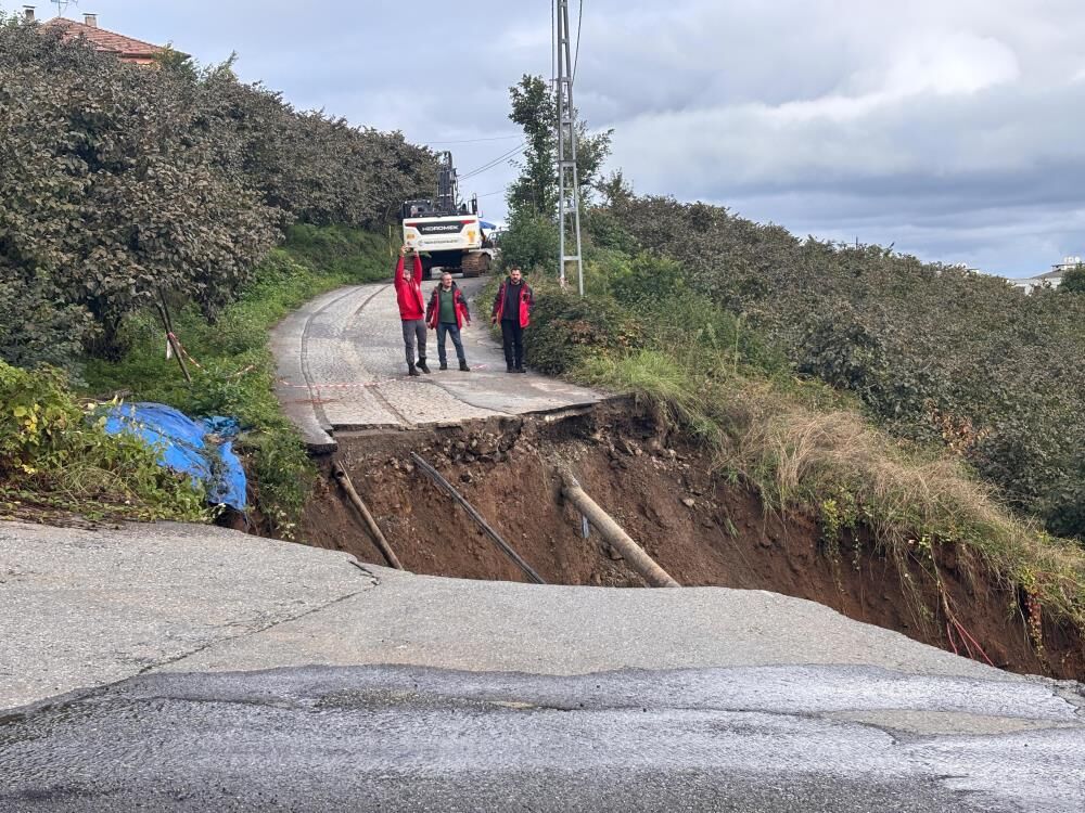 Karadeniz'de heyelan! 2 yaralı
