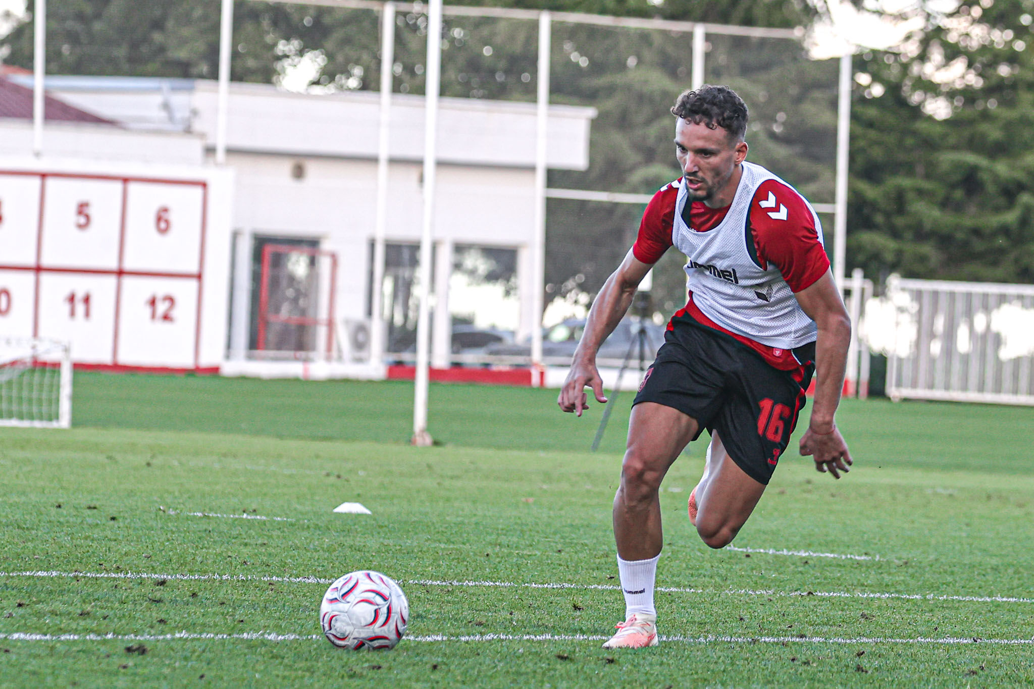 SAMSUNSPOR HABER Samsunsporlu Erakovic’ten çıkış sinyali: "Toparlanacağız"
