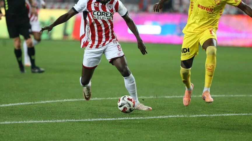 Samsunspor Haber: Samsunspor’da transfer alarmı! İki isimle görüşülüyor