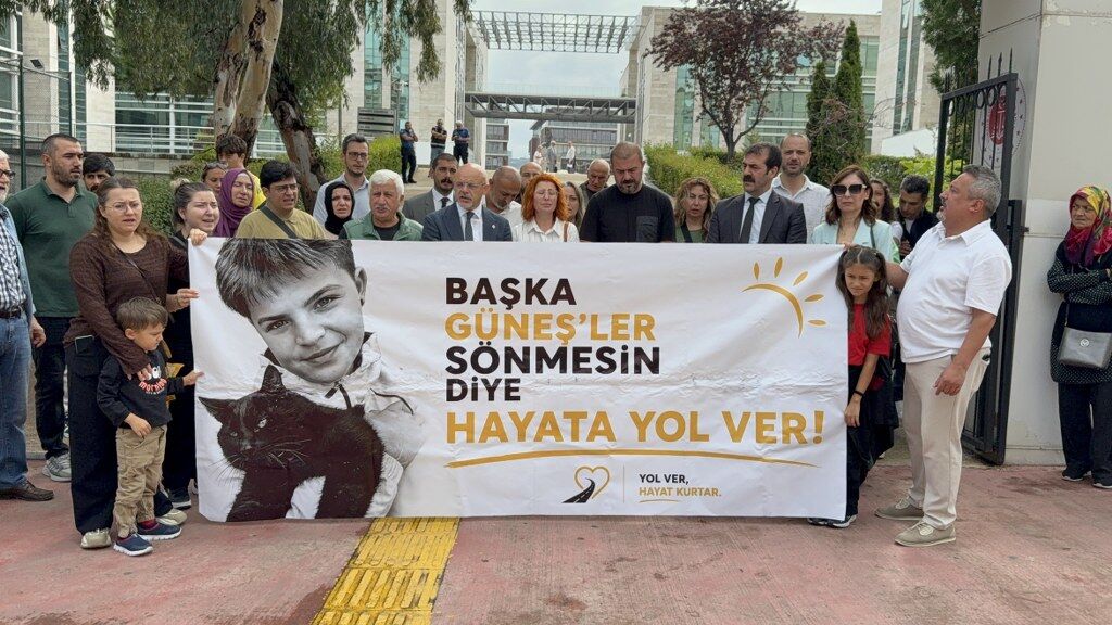 Samsun Haber Gunes Ucak Davasinda Karari Duyan Anne Gozyaslarina Boguldu (1)