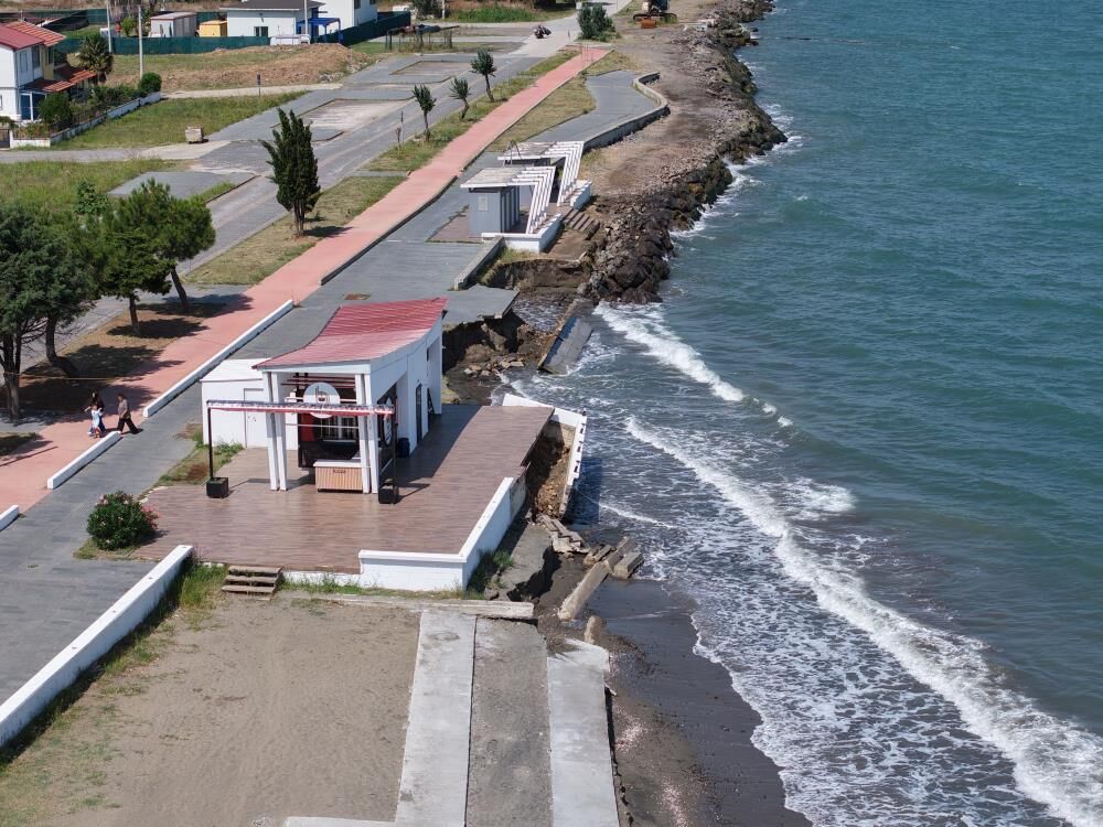 Samsun Haber: Samsun’da deniz karayı yutuyor: Yol ve yapılar tehdit altında