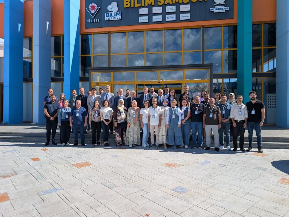 Samsun Haber: Samsun’da öğretmenler metaverse dünyasına adım attı