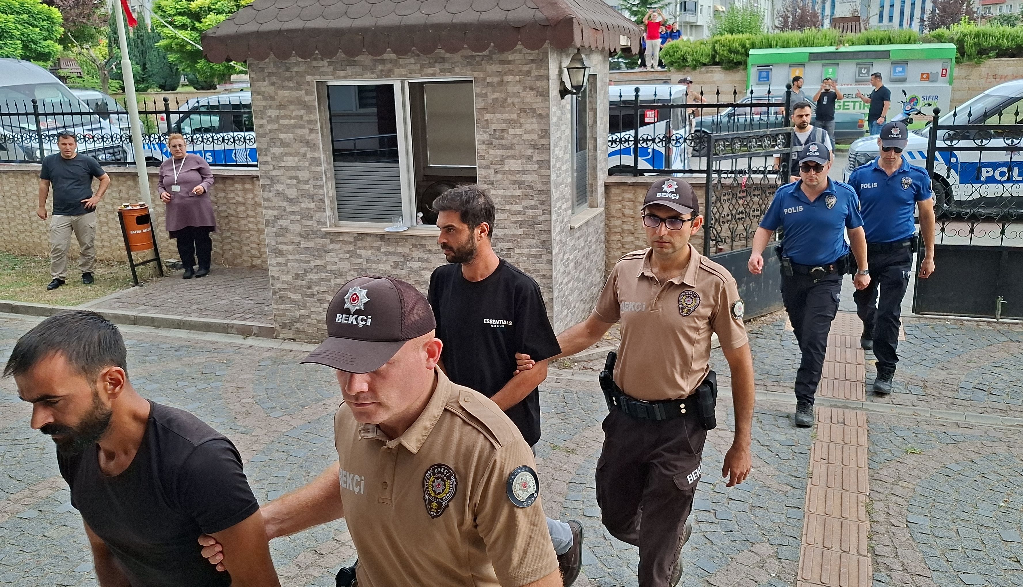 Samsun Haber: Samsun’da polis noktalarını WhatsApp'tan paylaşanlara baskın