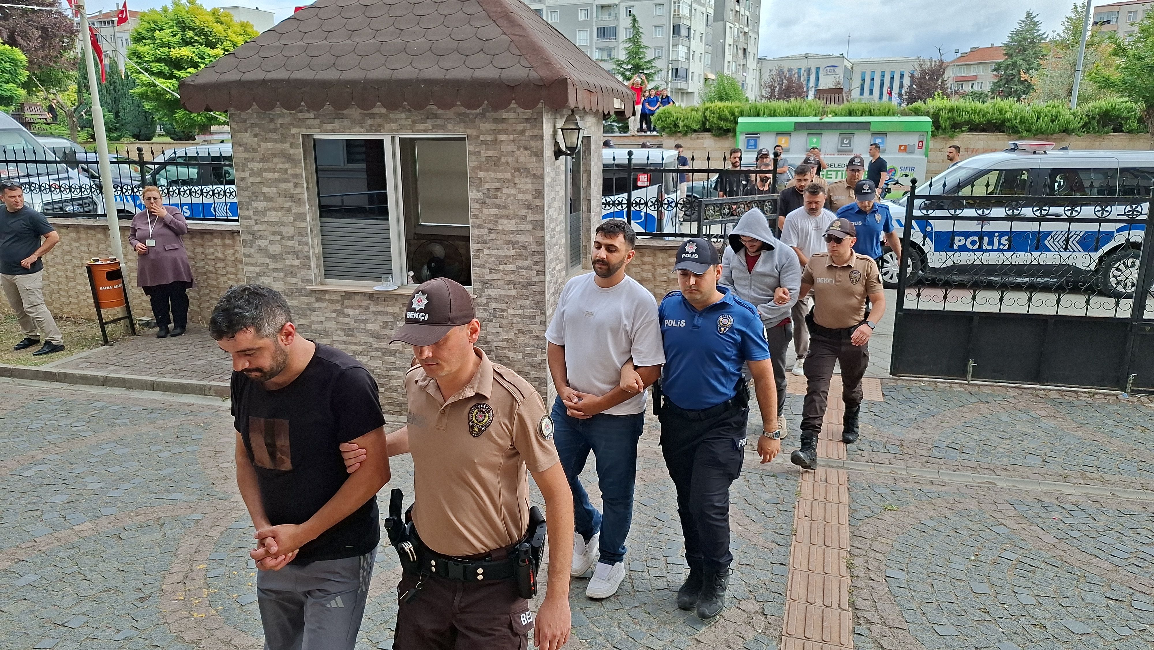 Samsun Haber: Samsun’da polis noktalarını WhatsApp'tan paylaşanlara baskın
