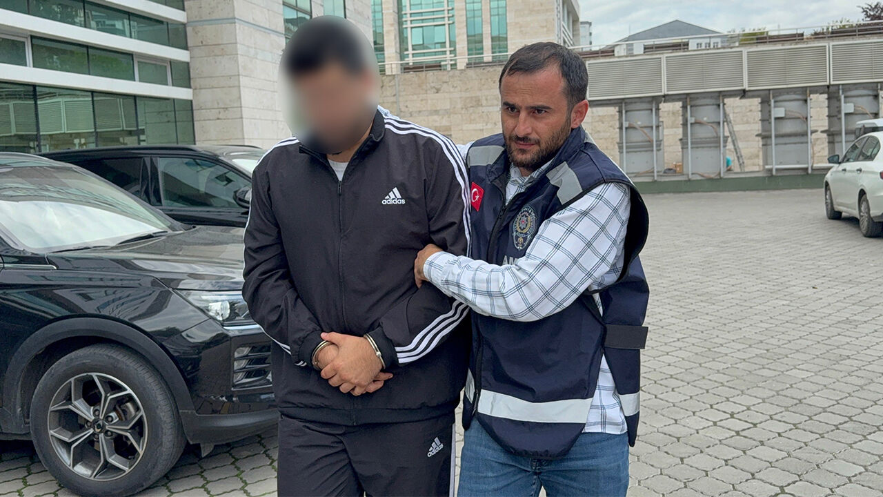 samsun haber: Samsun'da trafikte dehşet anları! Araçtan inip saldırdı