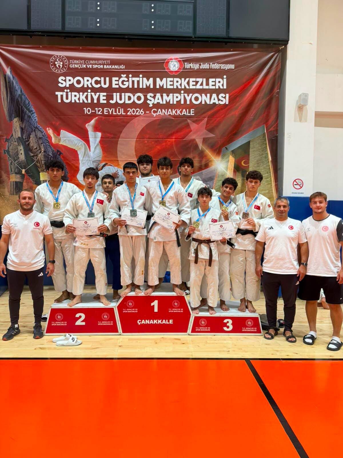 Samsunlu judoculardan madalya yağmuru