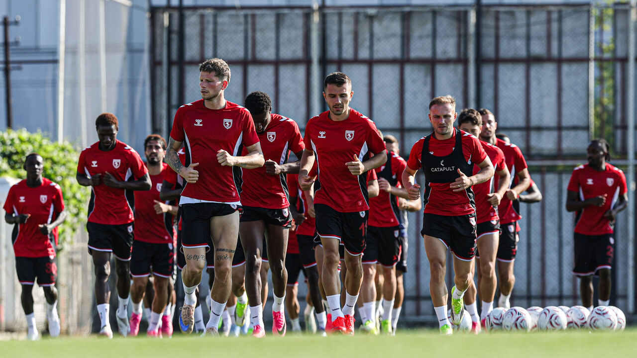 Samsunspor’da taraftarı sevindiren gelişme! İki yıldız dönüyor