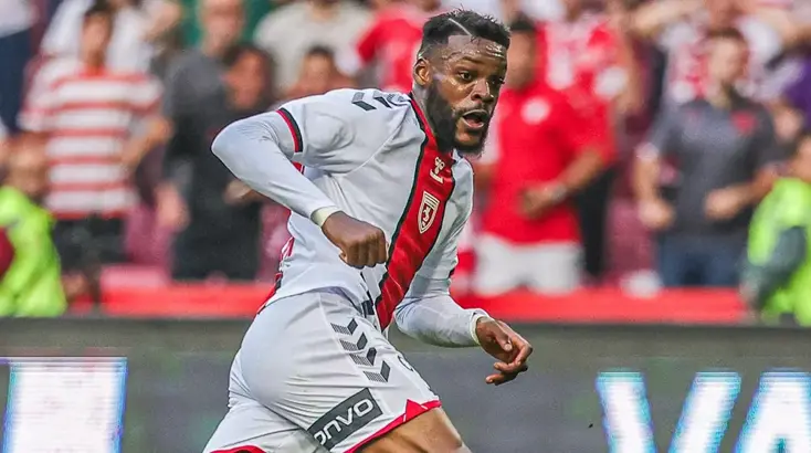 SAMSUNSPOR HABER Samsunspordan Ayrildi Kulupsuz Kaldi 17926